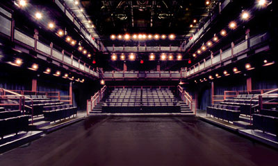 Photo of Wells-Metz theatre